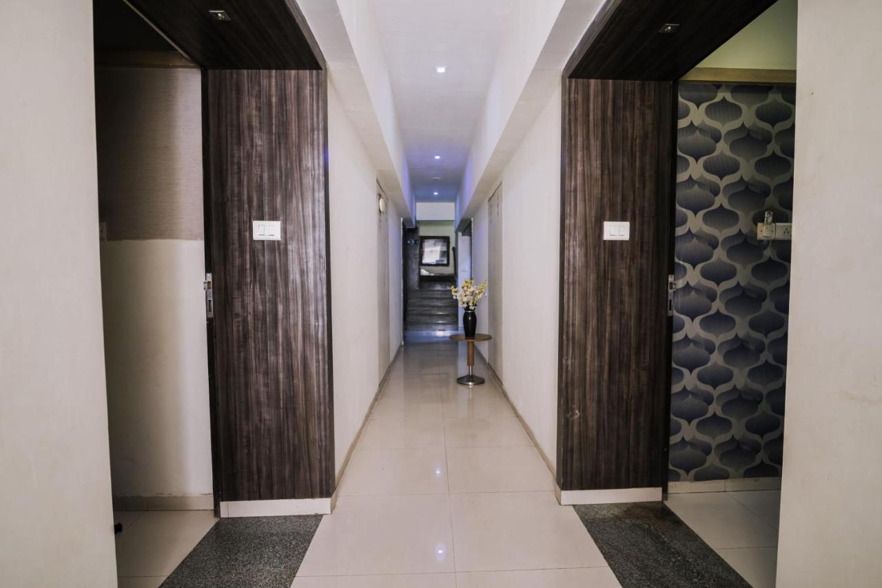 Hotel Monarch Guestline In Midc Rabale, Navi Mumbai Ngoại thất bức ảnh