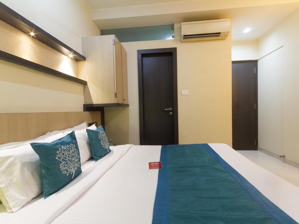 Hotel Monarch Guestline In Midc Rabale, Navi Mumbai Ngoại thất bức ảnh