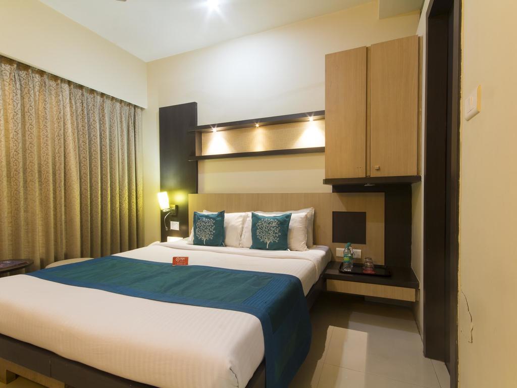 Hotel Monarch Guestline In Midc Rabale, Navi Mumbai Ngoại thất bức ảnh